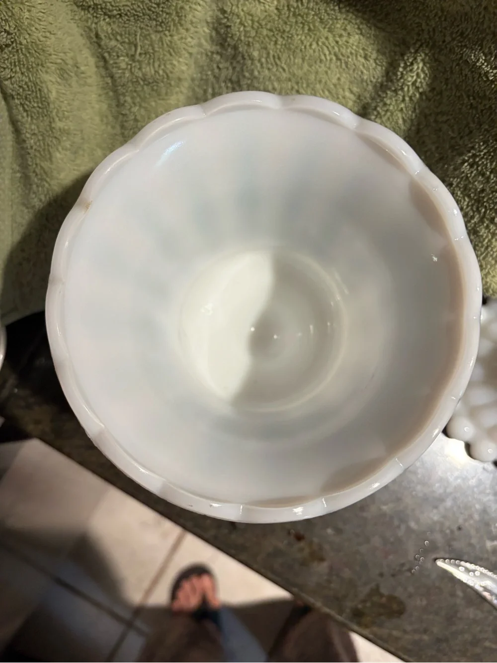 White Scalloped Milk Glass Pedestal Vase - Picture 2 of 5